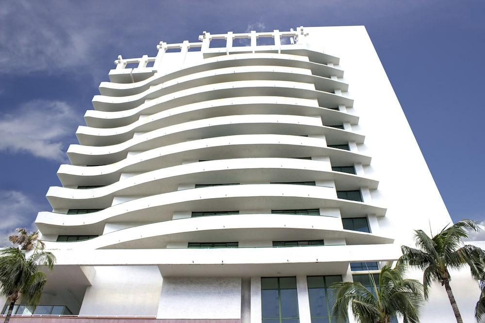 Hotel The Casablanca On The Ocean West Tower Miami Beach Exterior foto