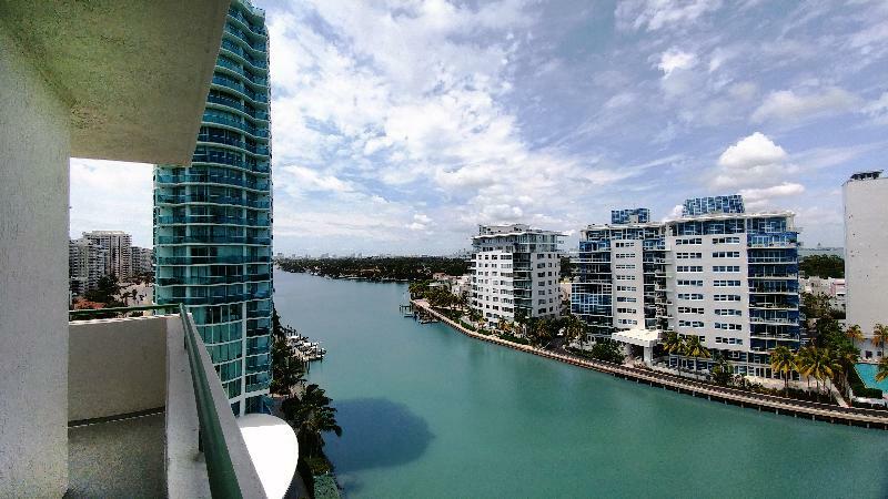 Hotel The Casablanca On The Ocean West Tower Miami Beach Exterior foto