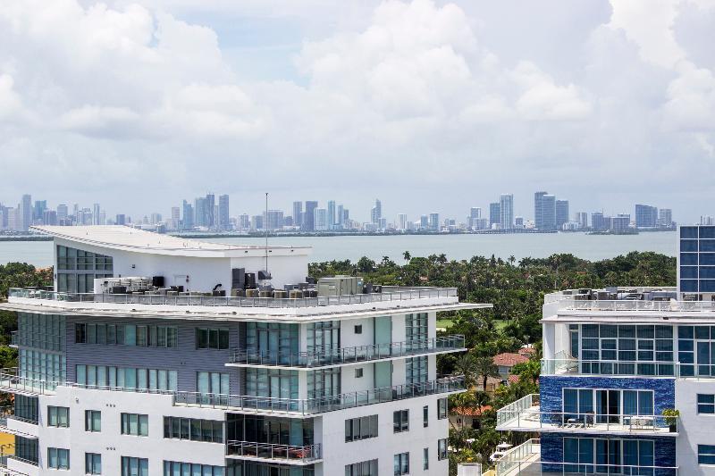Hotel The Casablanca On The Ocean West Tower Miami Beach Exterior foto