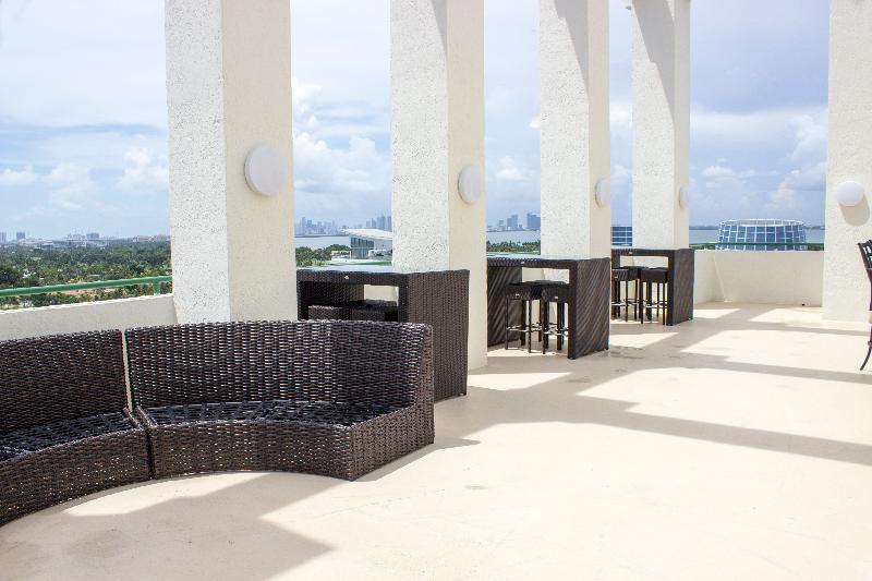 Hotel The Casablanca On The Ocean West Tower Miami Beach Exterior foto